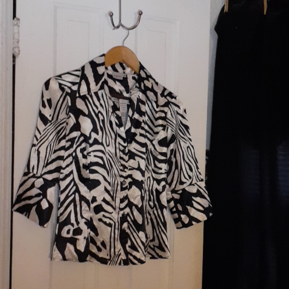 Animal Print Top Size 4 Black & White